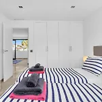 Casa Adriana - Marbellamar Modern Townhouse By Finest *