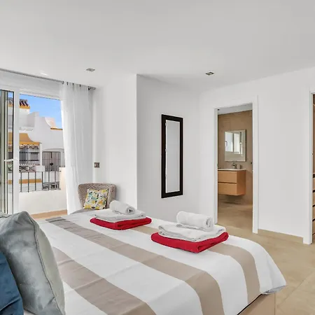 Casa Adriana - Marbellamar Modern Townhouse By Finest *