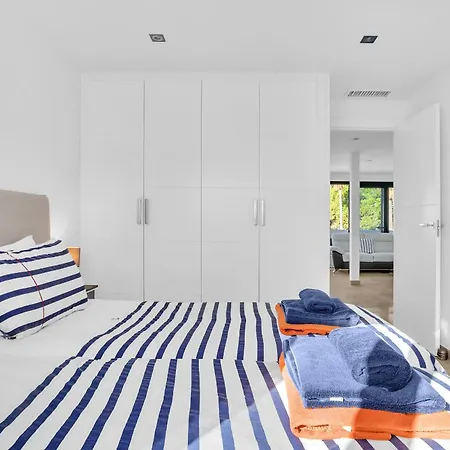 Casa Adriana - Marbellamar Modern Townhouse By Finest 別荘 *