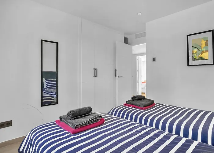 Semesterbostad Casa Adriana - Marbellamar Modern Townhouse By Finest Marbella