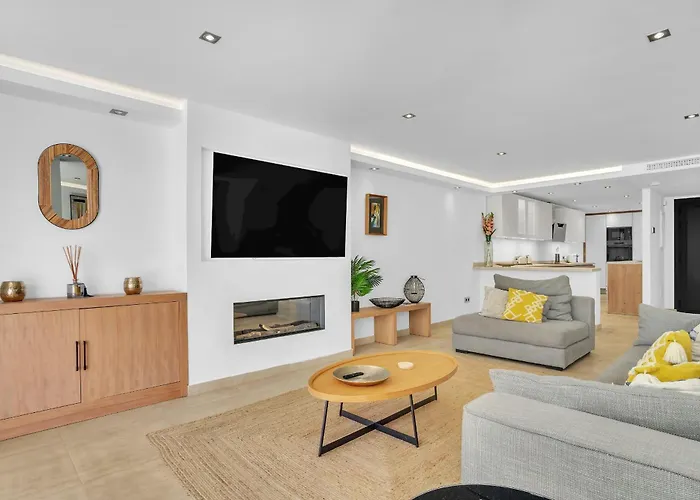 Casa Adriana - Marbellamar Modern Townhouse By Finest Marbella