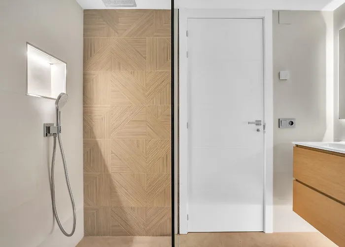 Casa Adriana - Marbellamar Modern Townhouse By Finest *