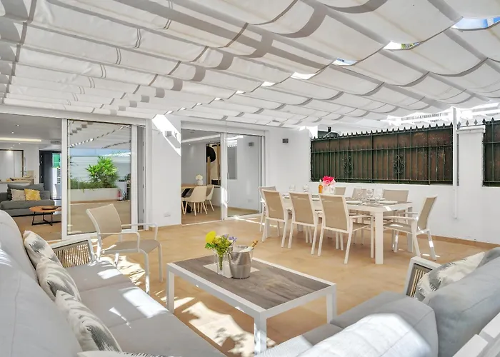 Casa Adriana - Marbellamar Modern Townhouse By Finest