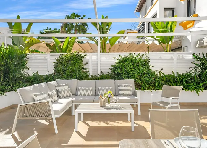 Casa Adriana - Marbellamar Modern Townhouse By Finest *