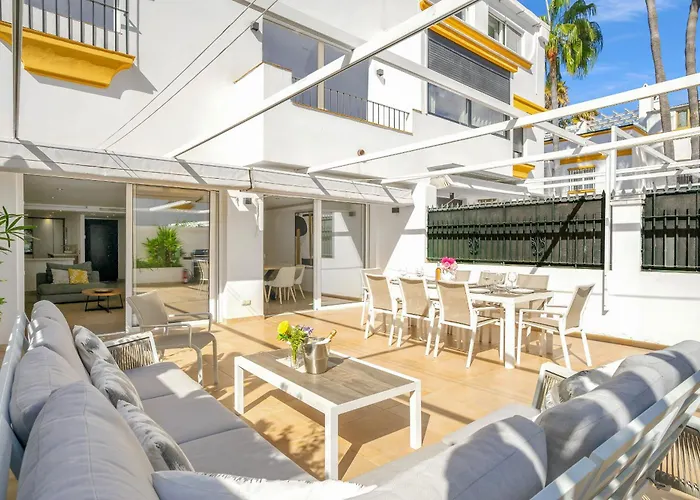 Casa Adriana - Marbellamar Modern Townhouse By Finest マルベーリャ