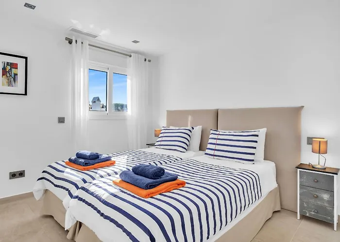 Casa Adriana - Marbellamar Modern Townhouse By Finest *